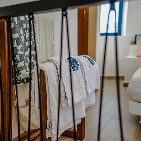 Apartment Zen Blue - Luxury, Nature, And Harmony In Kea Koundouros